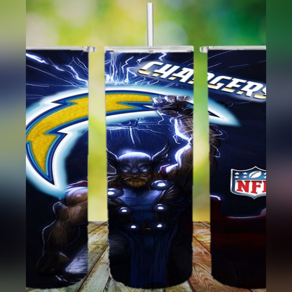 Charges Thor tumbler